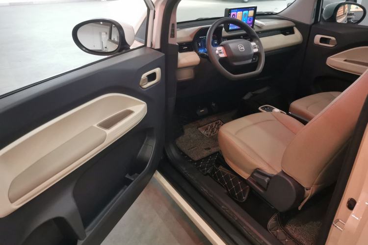 Used Chery QQ Ice Cream 2023 170km Milkshake – Lithium Iron Phosphate Driver Seat