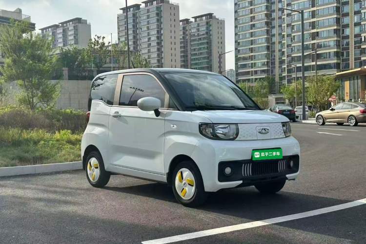 Used Chery QQ Ice Cream 2023 120km Ice Cream-Type Lithium Iron Phosphate Exterior 1