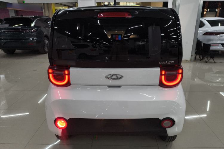 Used Chery QQ Ice Cream 2023 170km Milkshake – Lithium Iron Phosphate Exterior 4