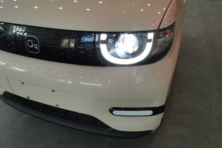 Used Chery QQ Ice Cream 2023 170km Milkshake – Lithium Iron Phosphate Left Front Headlight