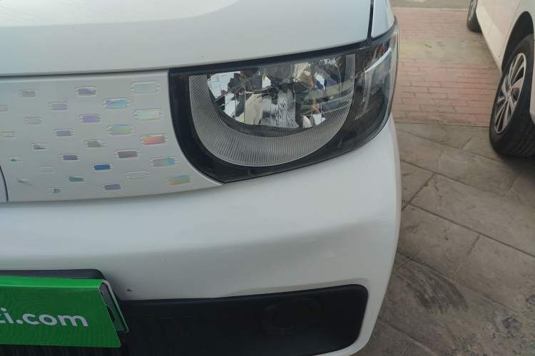 Used Chery QQ Ice Cream 2023 120km Ice Cream-Type Lithium Iron Phosphate Left Front Headlight