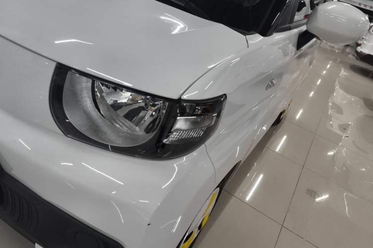 Used Chery QQ Ice Cream 2023 170km Milkshake – Lithium Iron Phosphate Left Front Headlight