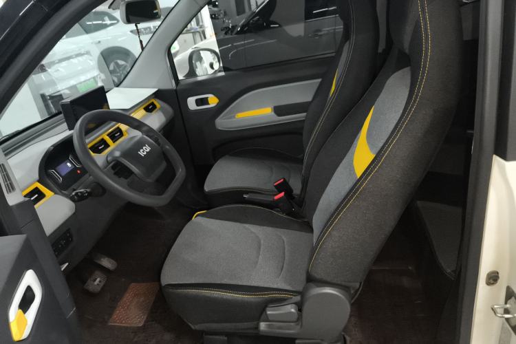 Used Chery QQ Ice Cream 2023 170km Milkshake – Lithium Iron Phosphate Left Front Seat