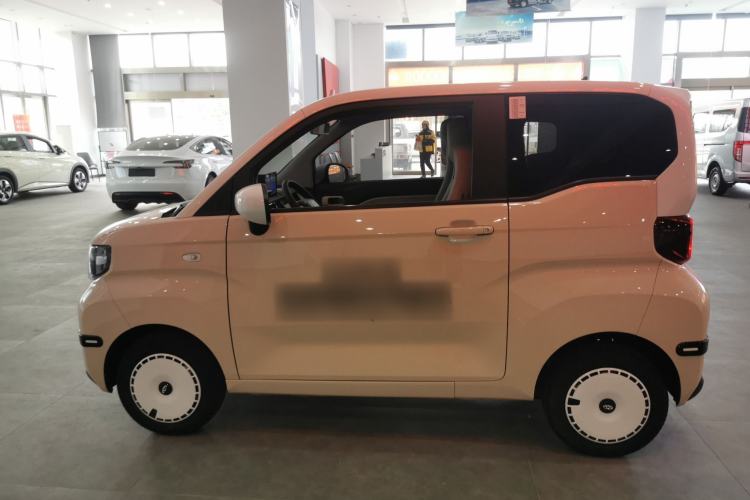 Used Chery QQ Ice Cream 2023 170km Milkshake – Lithium Iron Phosphate Left Side