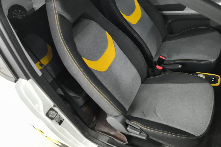 Used Chery QQ Ice Cream 2023 170km Milkshake – Lithium Iron Phosphate Right Front Seat
