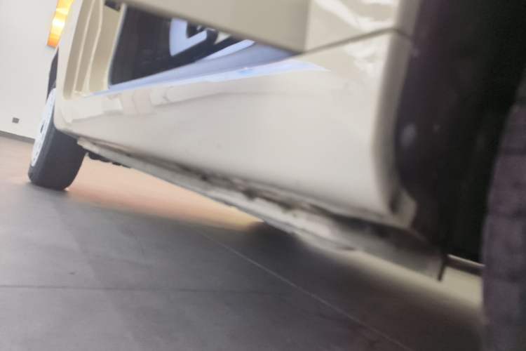 Used Chery QQ Ice Cream 2023 170km Milkshake – Lithium Iron Phosphate Right Side Sill