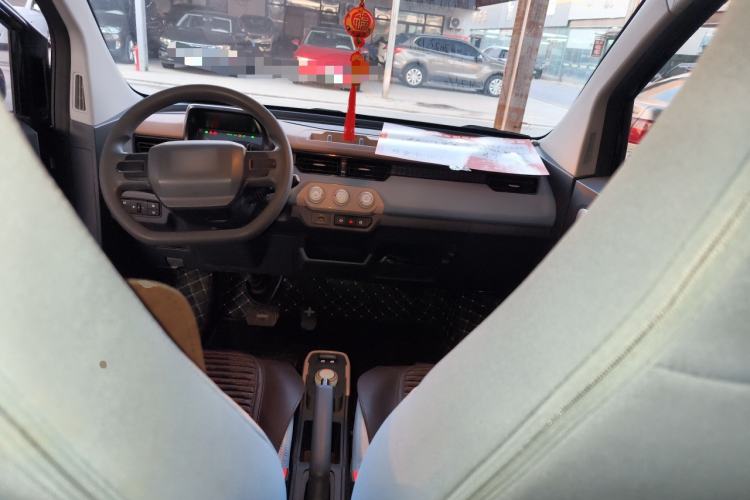 Used Chery QQ Ice Cream 2024 120km Milkshake Center Console