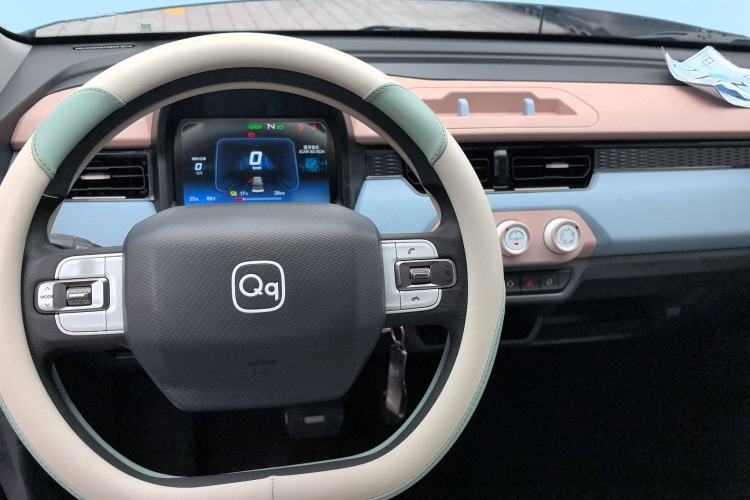 Used Chery QQ Ice Cream 2024 170km Sundae Interior 2
