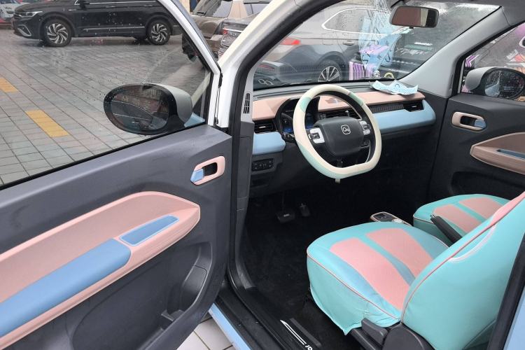 Used Chery QQ Ice Cream 2024 170km Sundae Interior 3