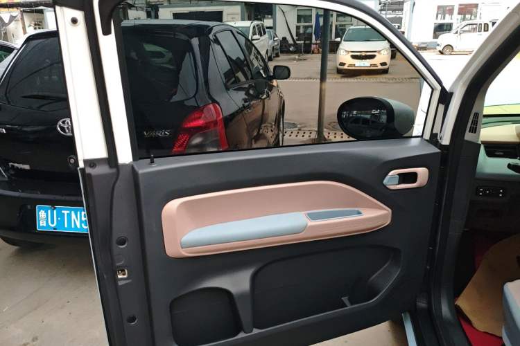 Used Chery QQ Ice Cream 2024 Edition Youth Version 205km Sundae Left Rear Door Interior
