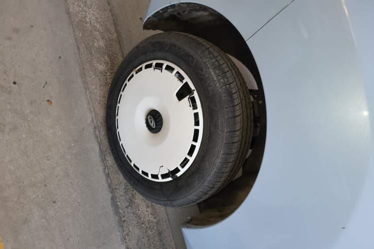 Used Chery QQ Ice Cream 2024 120km Milkshake Right Rear Wheel Hub