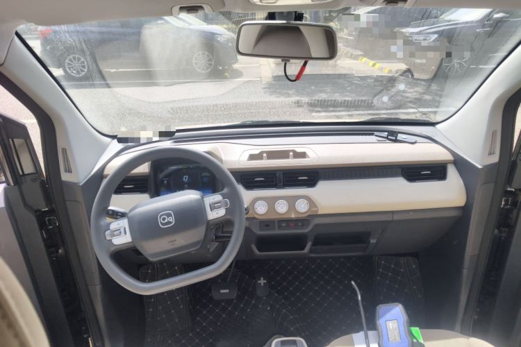 Used Chery QQ Ice Cream 2024 170km Sundae Center Console
