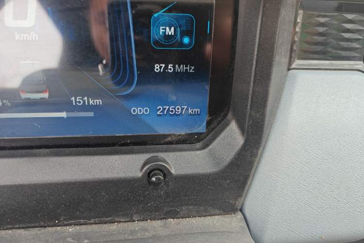 Used Chery QQ Ice Cream 2024 Edition Youth Version 205km Sundae Odometer Close Up