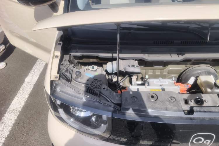Used Chery QQ Ice Cream 2024 170km Sundae Engine Bay Right