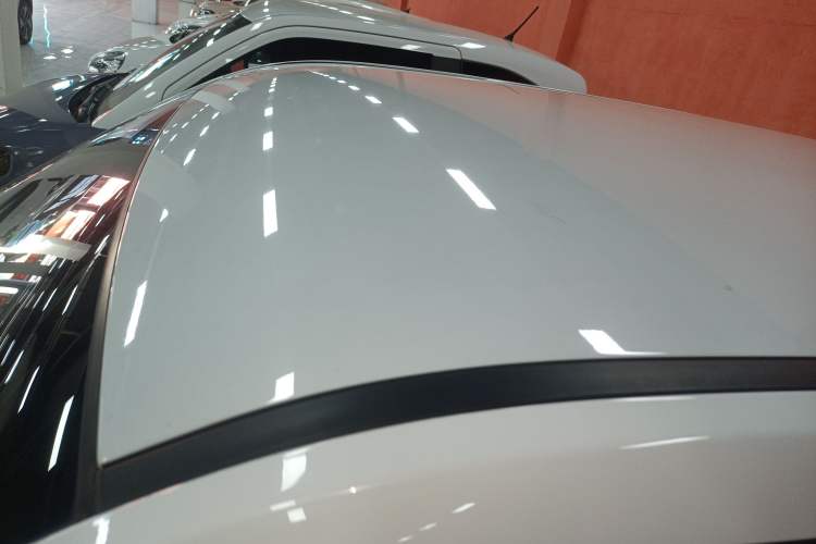 Used Chery QQ Ice Cream 2024 Youth Edition 205km Milkshake Roof
