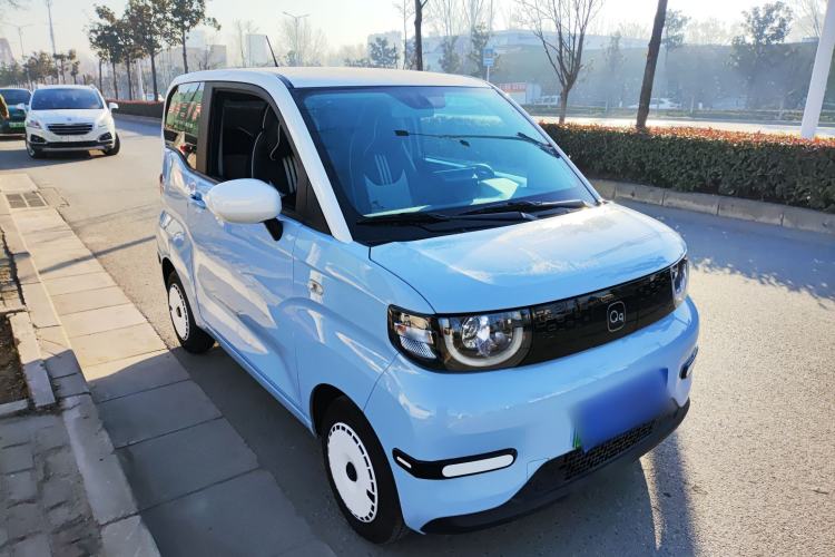 Used Chery QQ Ice Cream 2024 Youth Edition 205km Milkshake Front Right 45 Deg