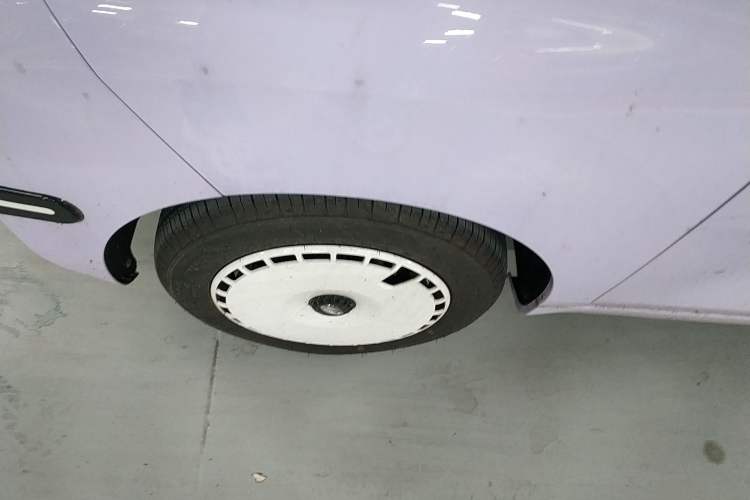 Used Chery QQ Ice Cream 2024 Restyled 170 km Sundae Left Front Wheel Hub
