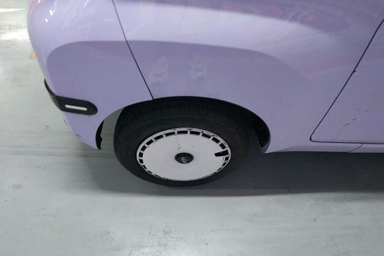 Used Chery QQ Ice Cream 2024 Restyled 170 km Sundae Right Rear Wheel Hub