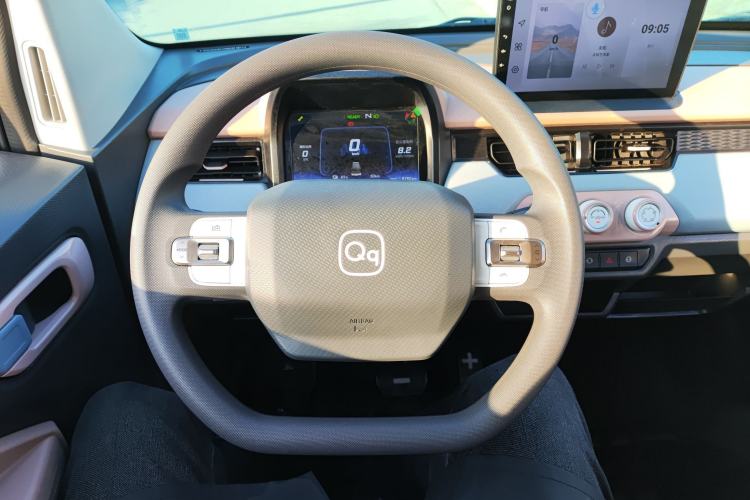 Used Chery QQ Ice Cream 2024 Youth Edition 205km Milkshake Steering Wheel