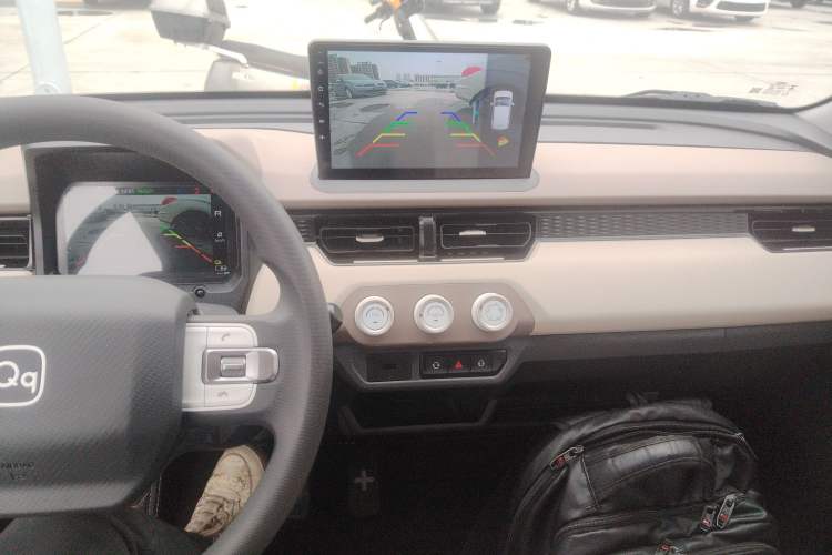 Used Chery QQ Ice Cream 2024 Edition Youth Version 205km Sundae Audio And AC Panel