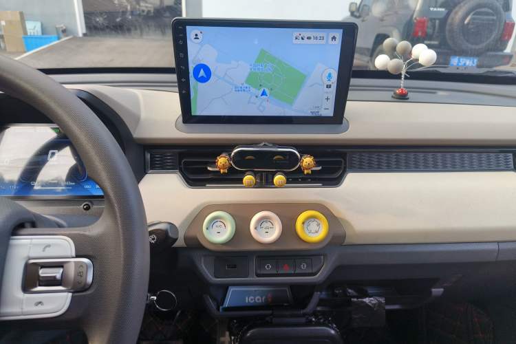 Used Chery QQ Ice Cream 2024 Edition Youth Version 205km Sundae Audio And AC Panel
