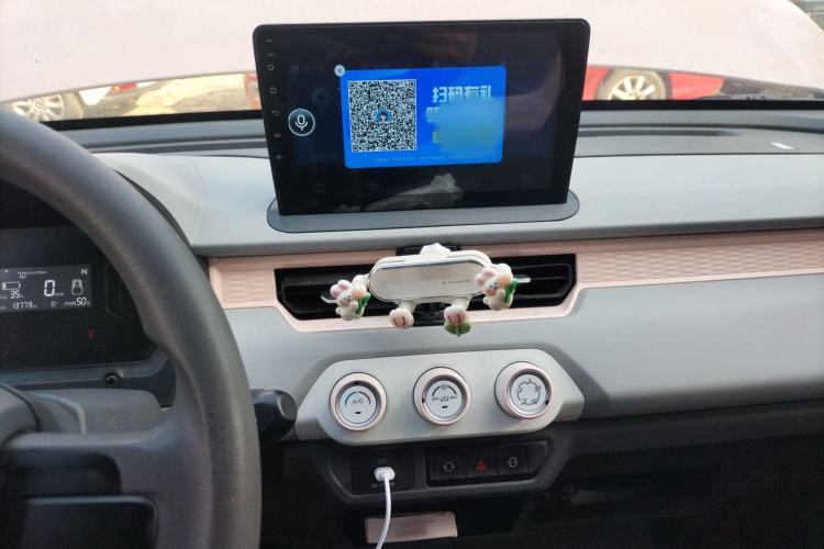 Used Chery QQ Ice Cream 2024 Restyled 170 km Sundae Audio And AC Panel