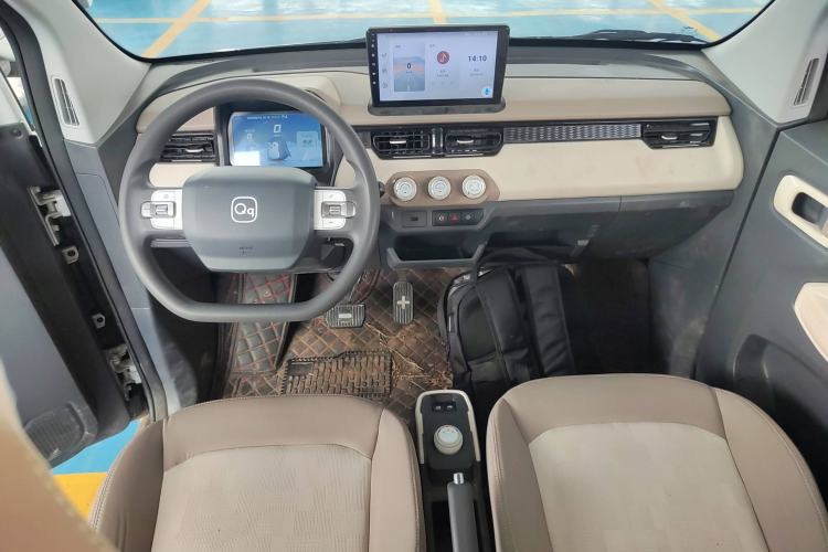 Used Chery QQ Ice Cream 2024 Facelifted 205km Sundae Center Console