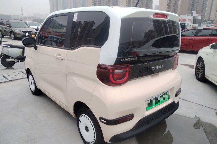 Used Chery QQ Ice Cream 2024 Edition Youth Version 205km Sundae Exterior 3