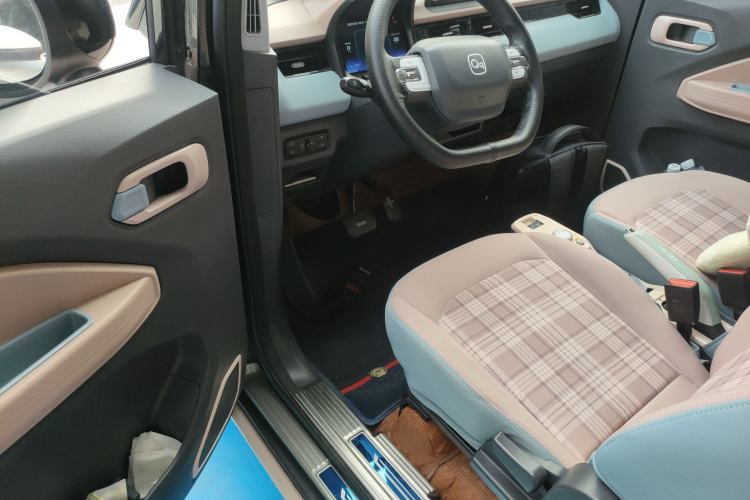 Used Chery QQ Ice Cream 2024 205km Sundae+ Interior 3