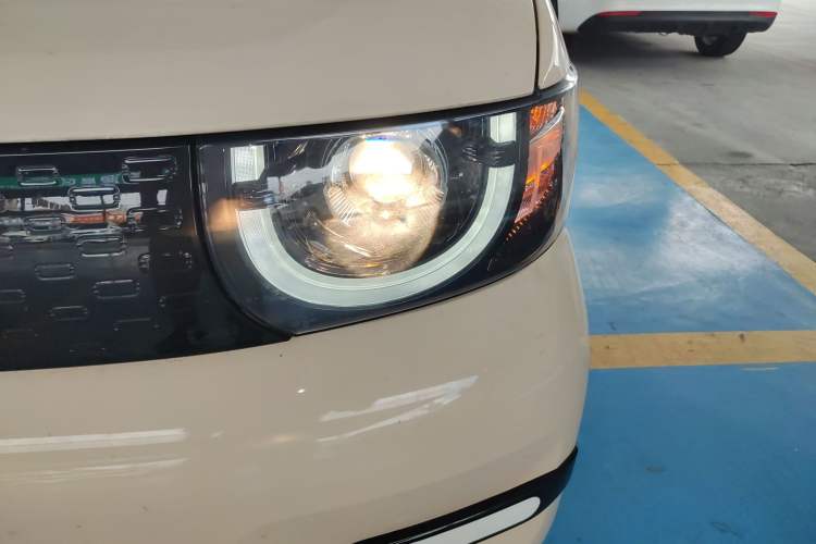Used Chery QQ Ice Cream 2024 Facelifted 205km Sundae Left Front Headlight