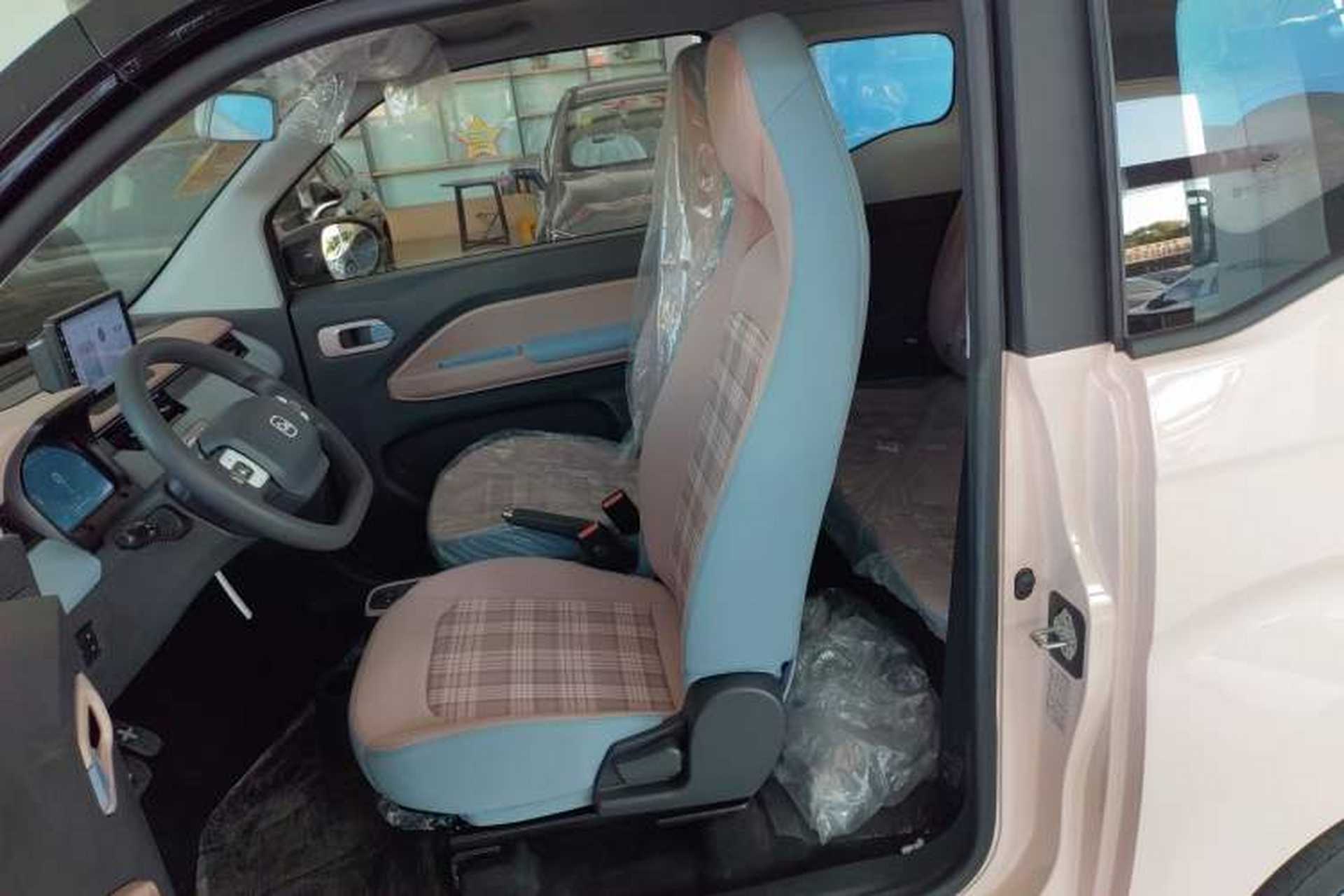 Used Chery QQ Ice Cream 2024 Edition Youth Version 205km Sundae Left Front Seat