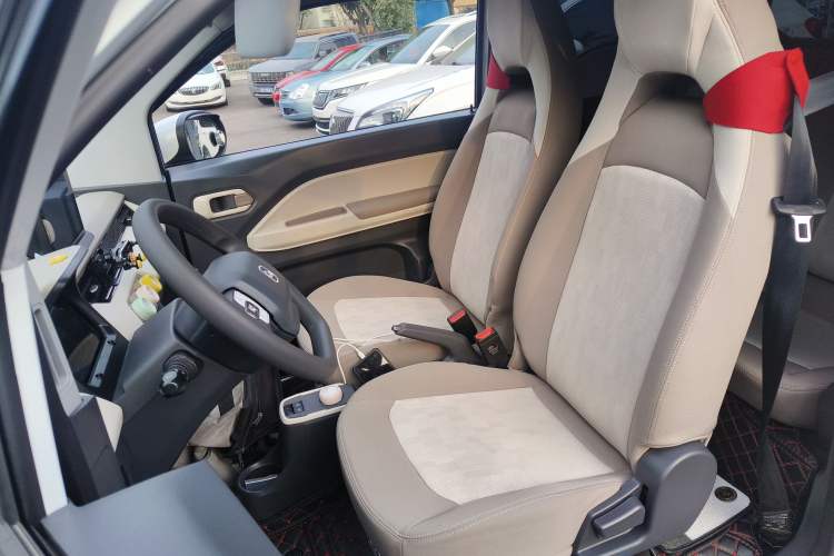 Used Chery QQ Ice Cream 2024 Edition Youth Version 205km Sundae Left Front Seat