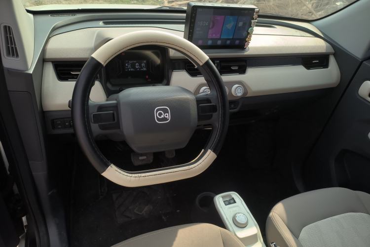 Used Chery QQ Ice Cream 2024 120km Milkshake Center Console