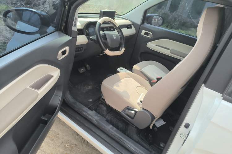 Used Chery QQ Ice Cream 2024 120km Milkshake Driver Seat