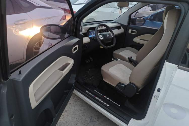Used Chery QQ Ice Cream 2024 170km Sundae Driver Seat