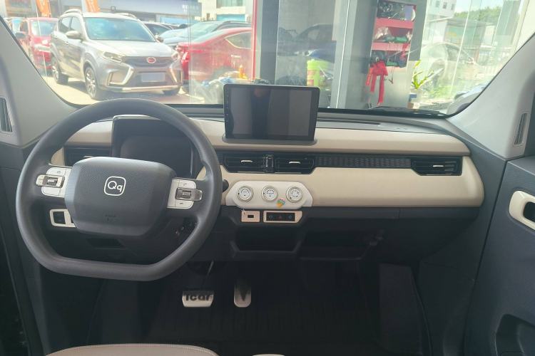 Used Chery QQ Ice Cream 2024 Facelifted 205km Sundae Interior 2