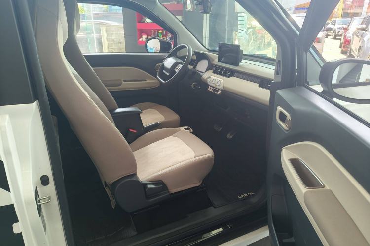 Used Chery QQ Ice Cream 2024 Facelifted 205km Sundae Interior 7