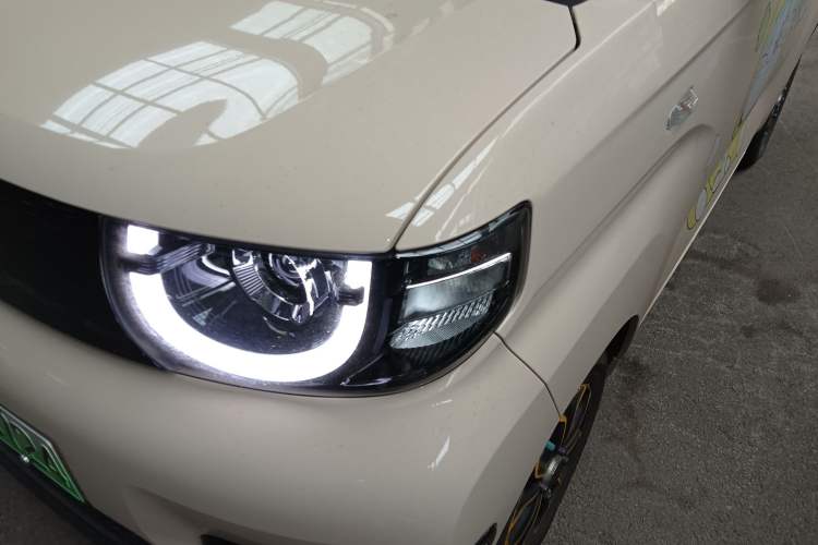 Used Chery QQ Ice Cream 2024 Facelifted 205km Sundae Left Front Headlight