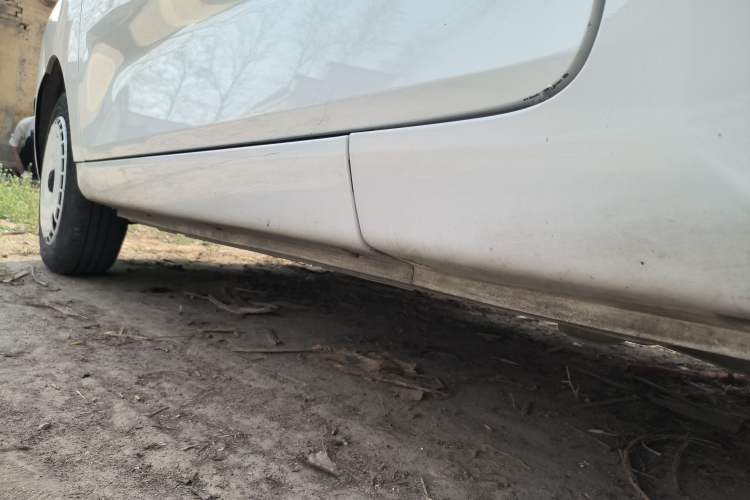 Used Chery QQ Ice Cream 2024 120km Milkshake Left Side Sill
