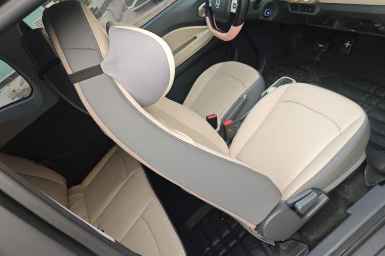 Used Chery QQ Ice Cream 2024 Edition Youth Version 205km Sundae Right Front Seat