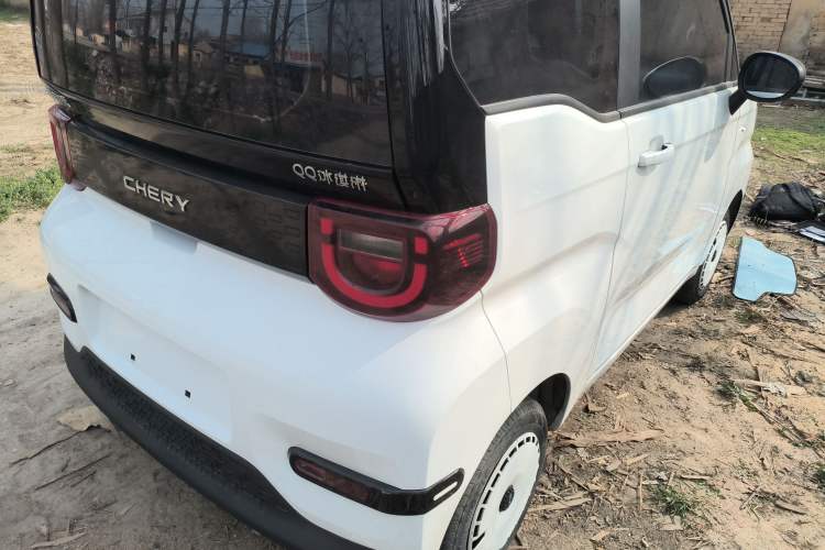 Used Chery QQ Ice Cream 2024 120km Milkshake Right Rear Taillight