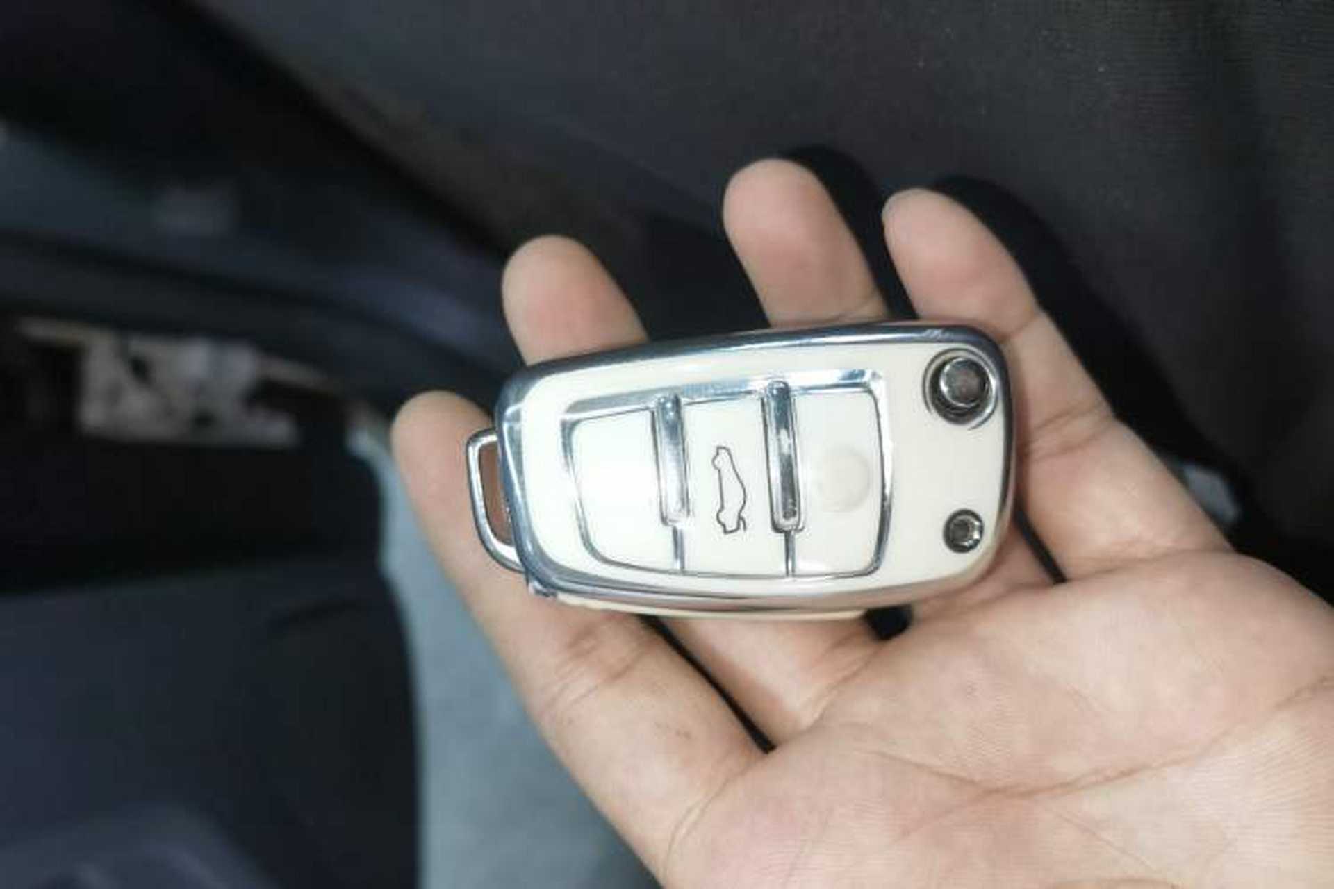 Used Chery QQ Ice Cream 2024 120km Milkshake Interior 1
