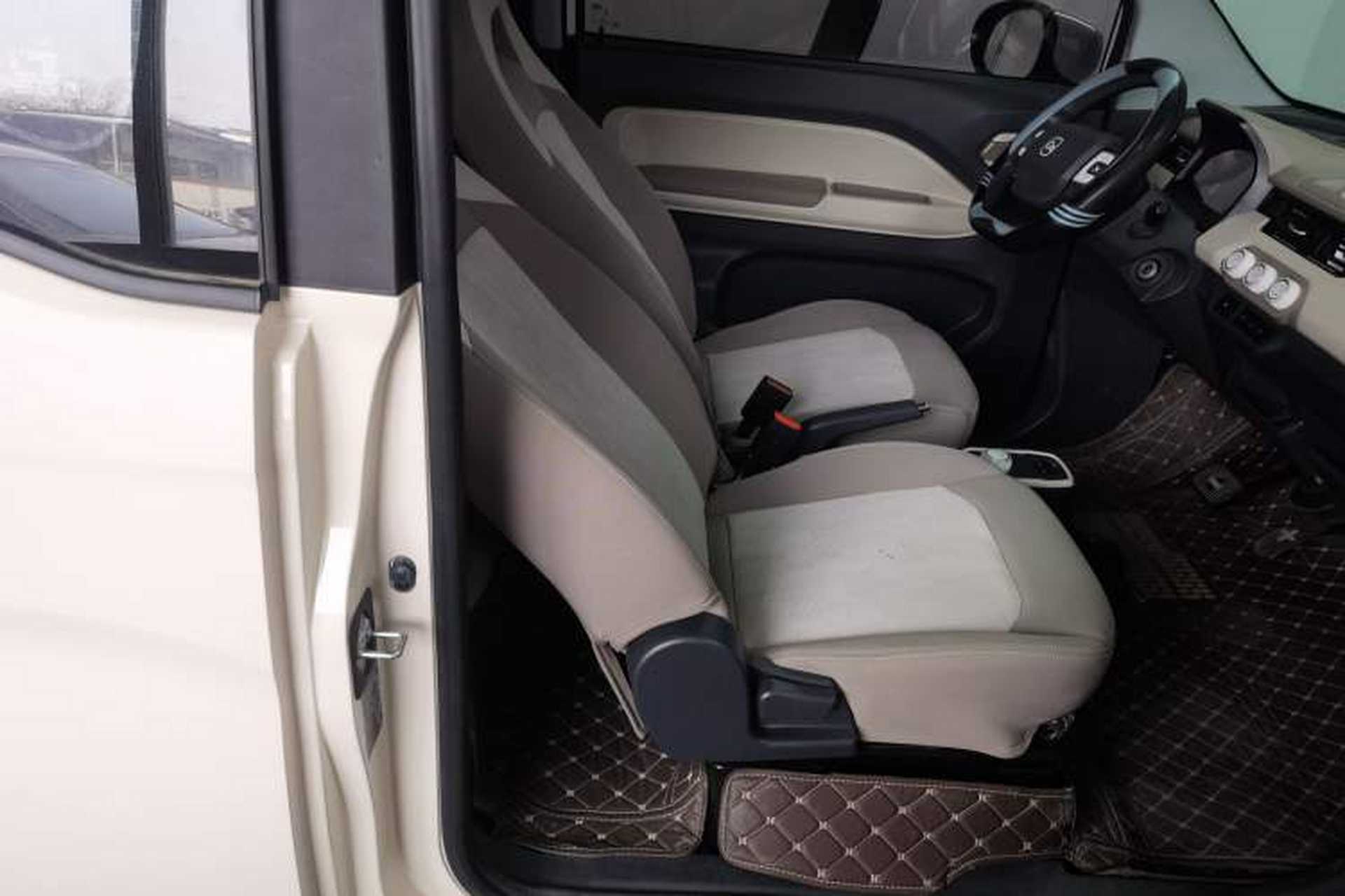 Used Chery QQ Ice Cream 2024 120km Milkshake Right Front Seat