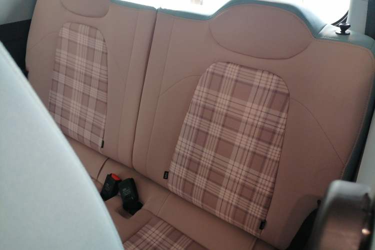 Used Chery QQ Ice Cream 2025 205km Qi Energy Version Left Rear Seat