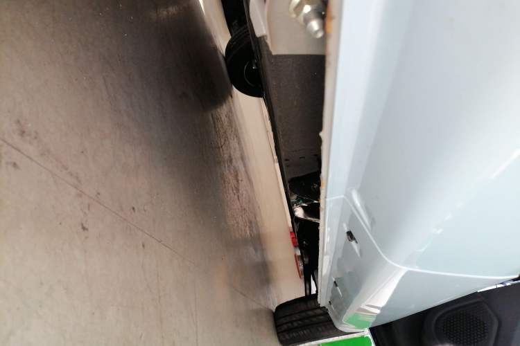 Used Chery QQ Ice Cream 2025 205km Qi Energy Version Right Side Sill