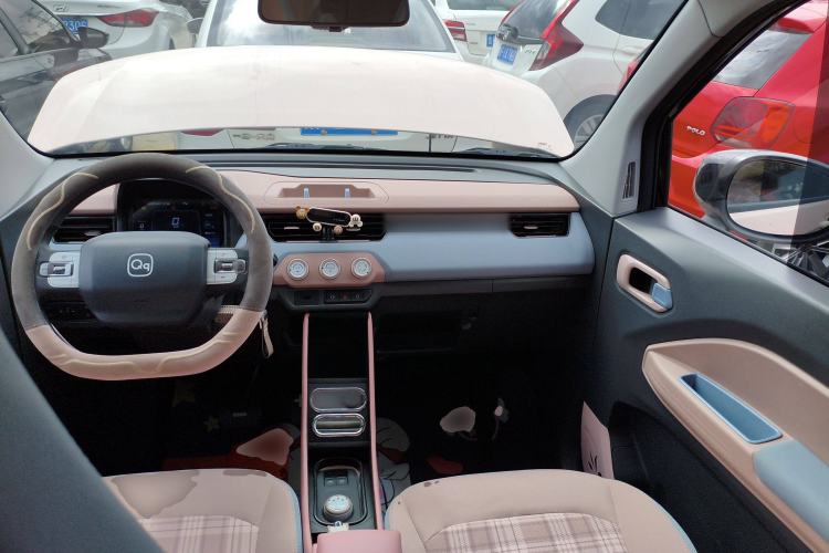 Used Chery QQ Ice Cream 2025 155km Sundae Edition Center Console
