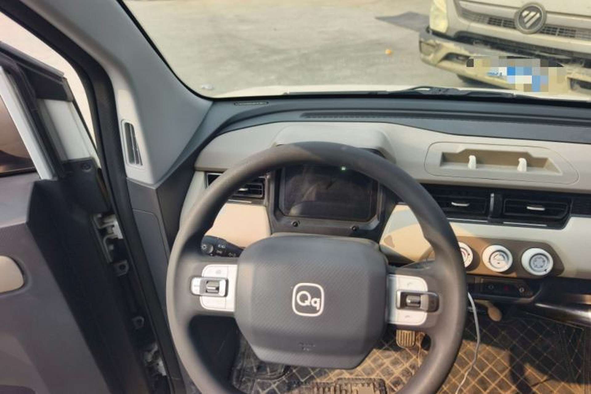 Used Chery QQ Ice Cream 2025 155km Sundae Edition Steering Wheel