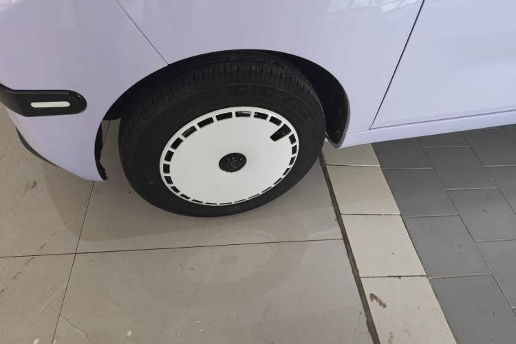 Used Chery QQ Ice Cream 2025 155km Sundae Edition Exterior 4