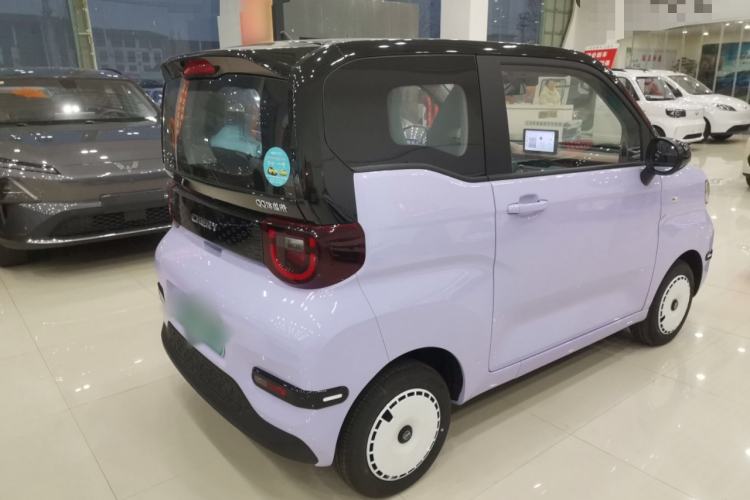 Used Chery QQ Ice Cream 2025 205km Qi Energy Version Exterior 5