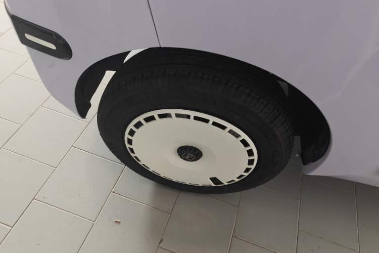Used Chery QQ Ice Cream 2025 155km Sundae Edition Exterior 5